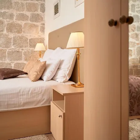 Lanterna 4*