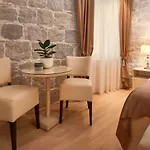 Lanterna Guest house