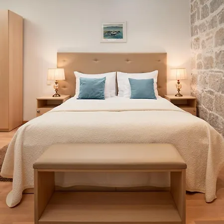 Lanterna 4*