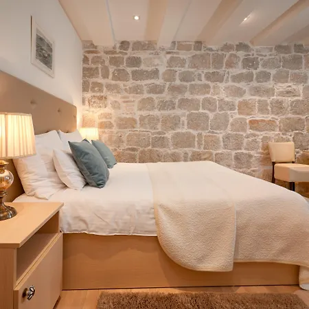 Lanterna Vendégház 4*