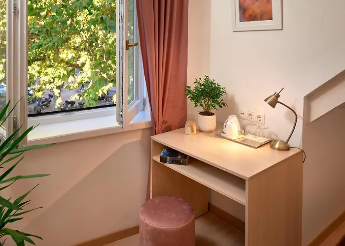 Guest house Lanterna 4*