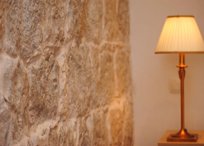 Lanterna Πανσιόν 4*